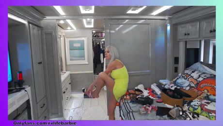 rvlifebarbie  10-04-2022